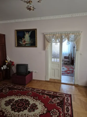 Продаж будинку або обмін на квартиру.