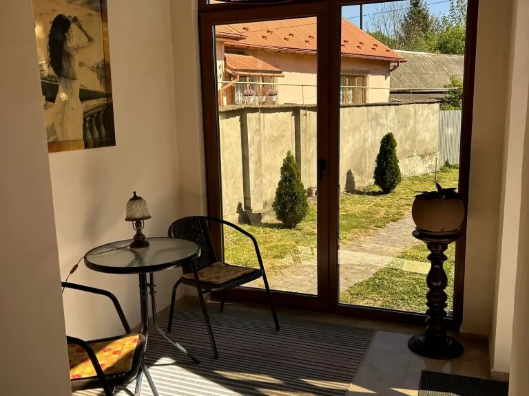 Продаж будинку 100 м² 6 сот.