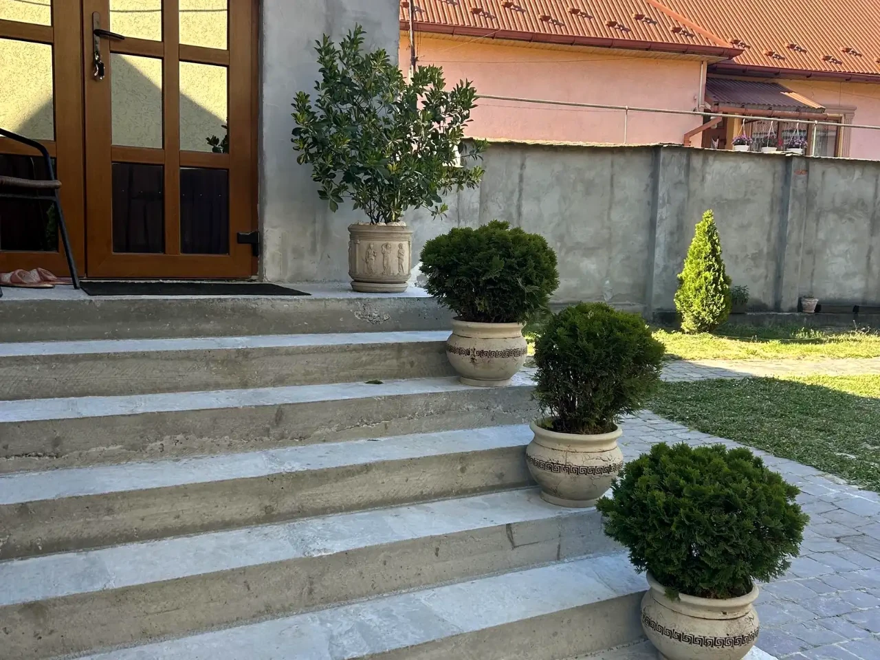 Продаж будинку 100 м² 6 сот.