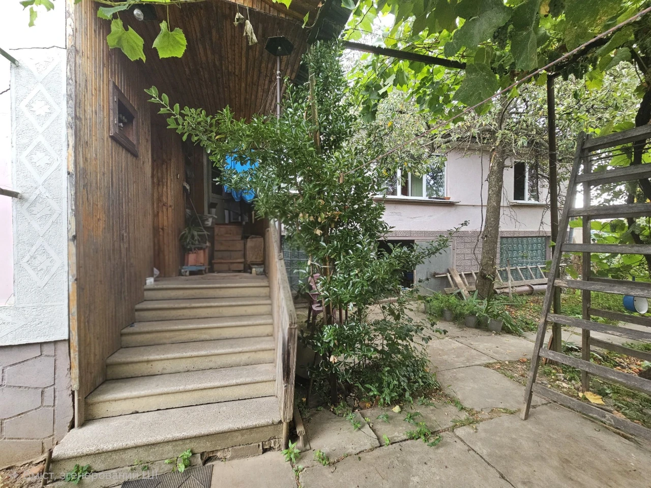Окремий будинок з видом на Паланок