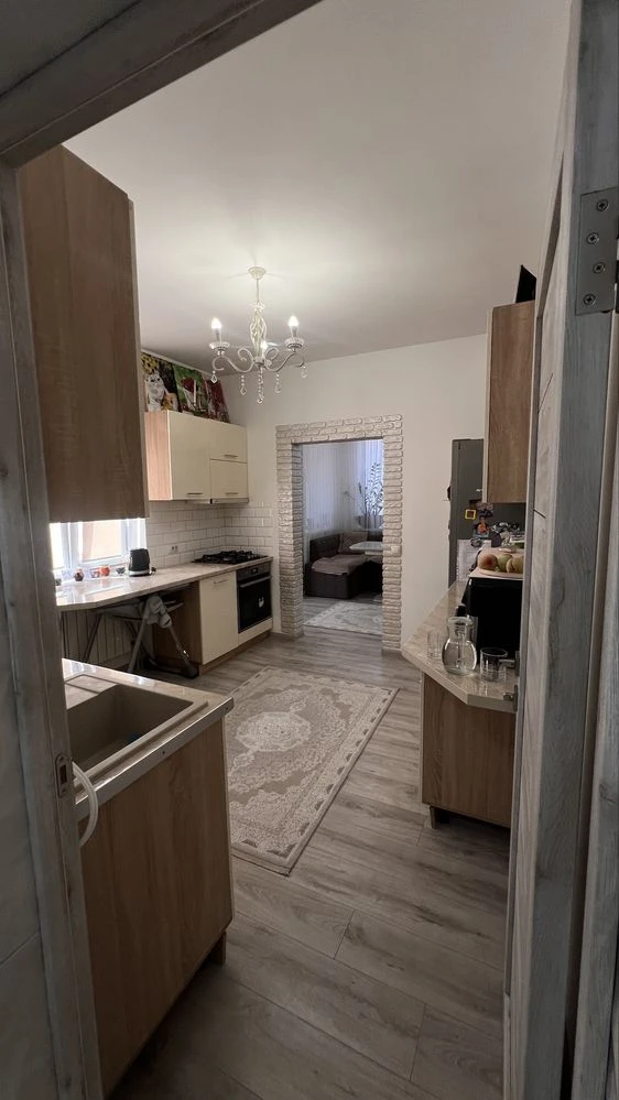 Компактний будинок в ЦЕНТРІ міста з ремонтом