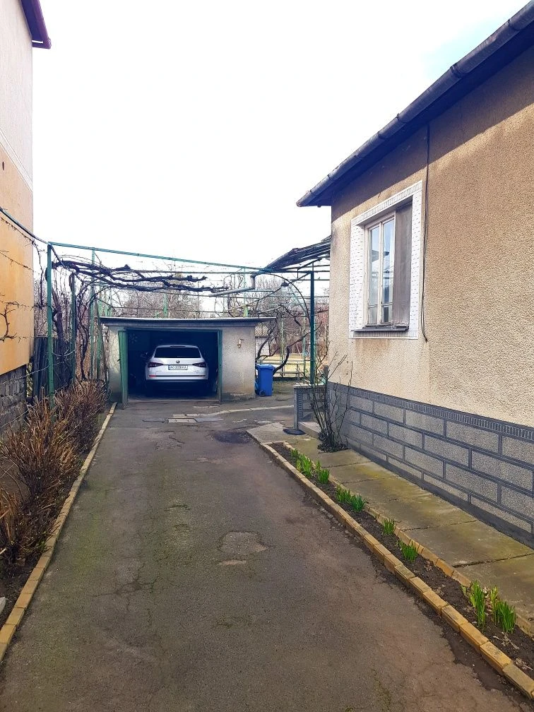 Продам власний   будинок