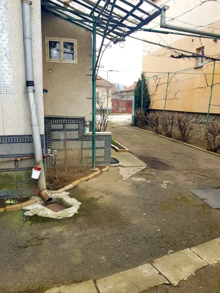 Продам власний   будинок