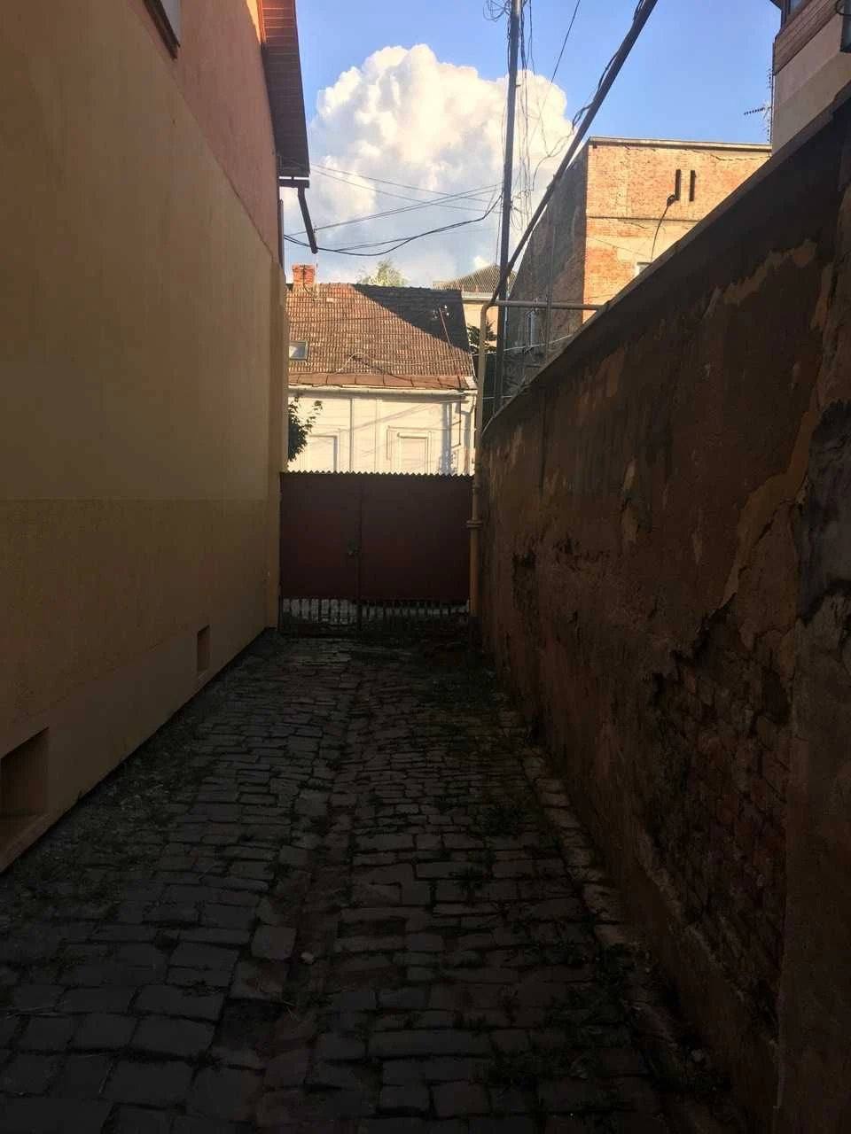 Продам напівособняк