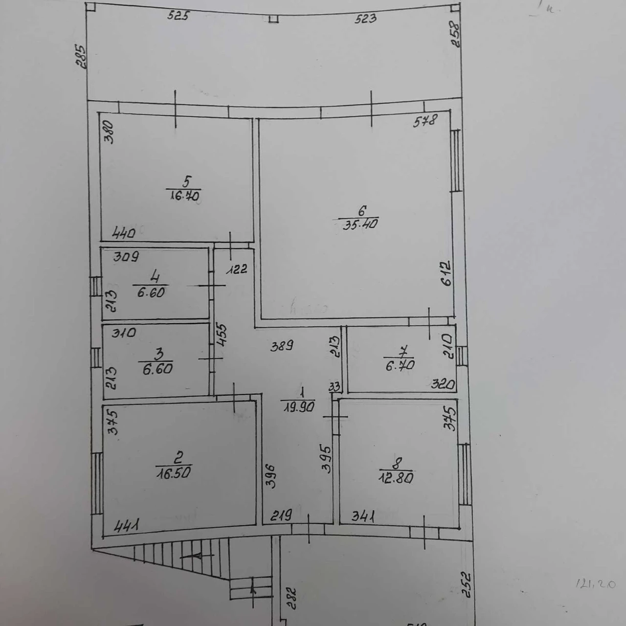 Продається квартира (700 дол. США кв.м.)