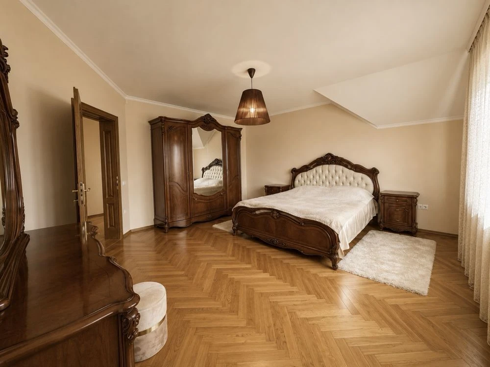 Продаж будинку 253 м2 вул.Бейли Бартока