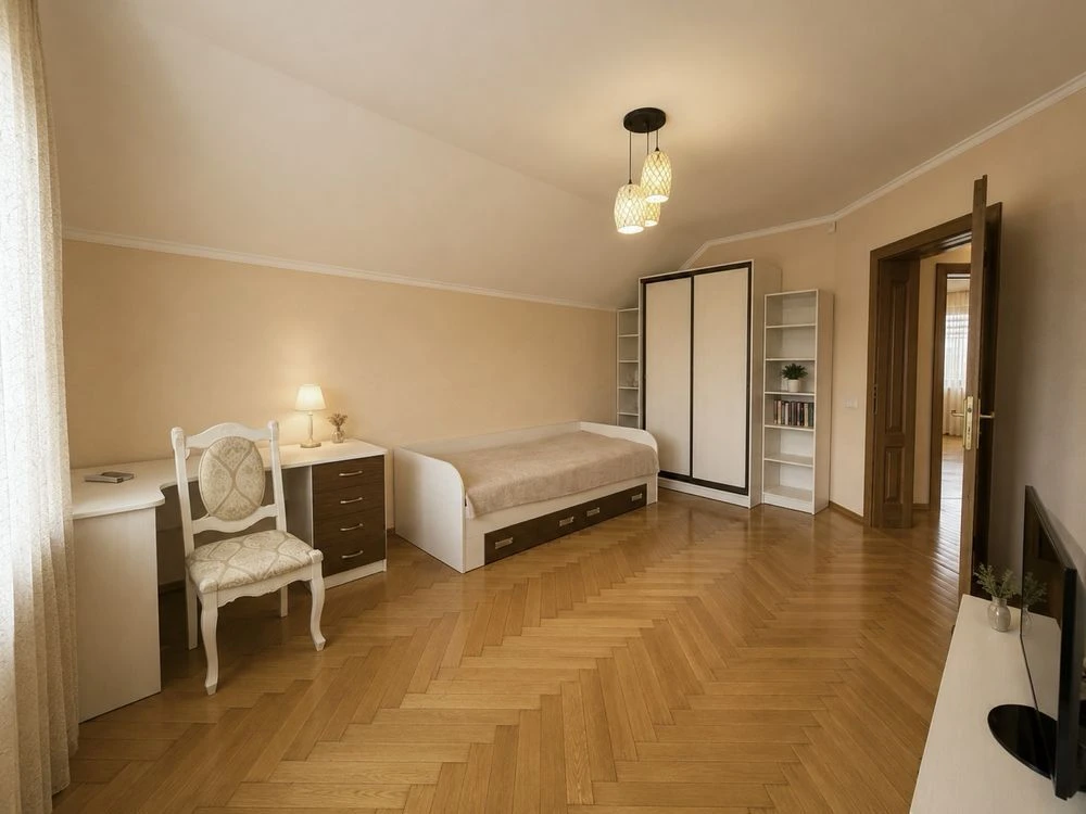 Продаж будинку 253 м2 вул.Бейли Бартока