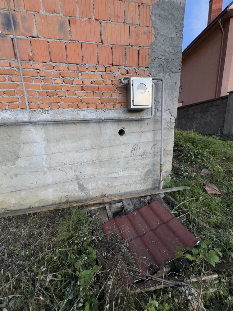 Продаж будинку, біля сатанаторію «Баймонт», Синяк