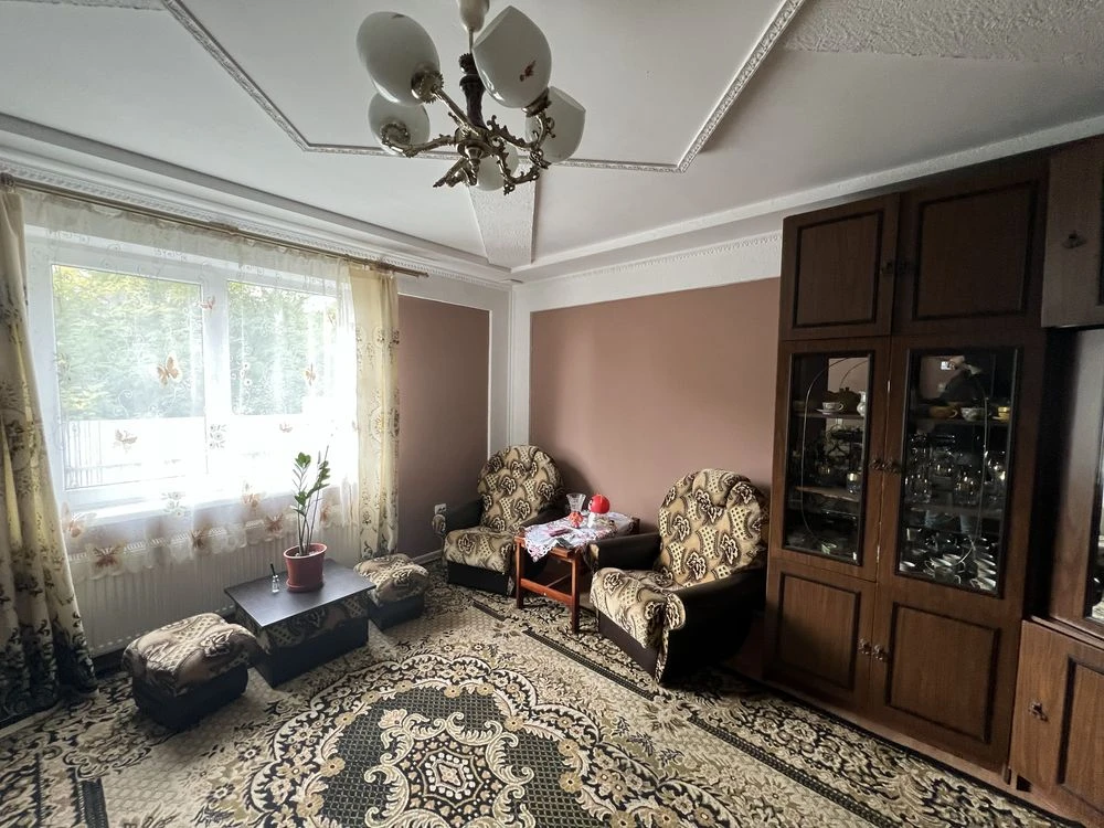 Продаж будинку Росвигово.