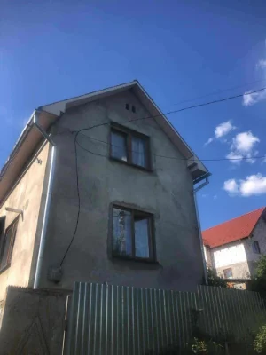 Продаж будинку Росвигово.