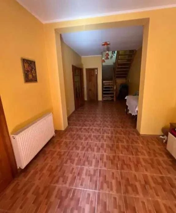 Продається затишний будинок біля санаторію Синяк