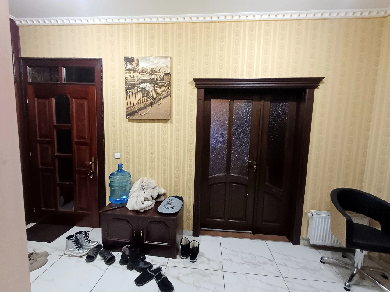 Продається ГАРНИЙ Будинок