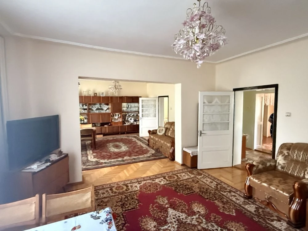 Будинок Паланок 10 сот ділянка