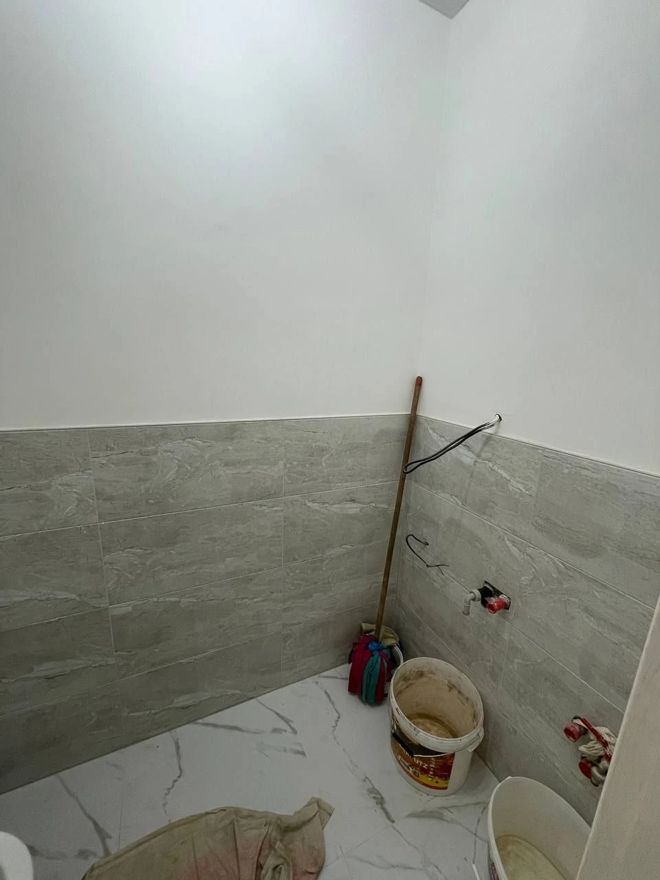 Продам гарний новий котедж в м.Мукачево