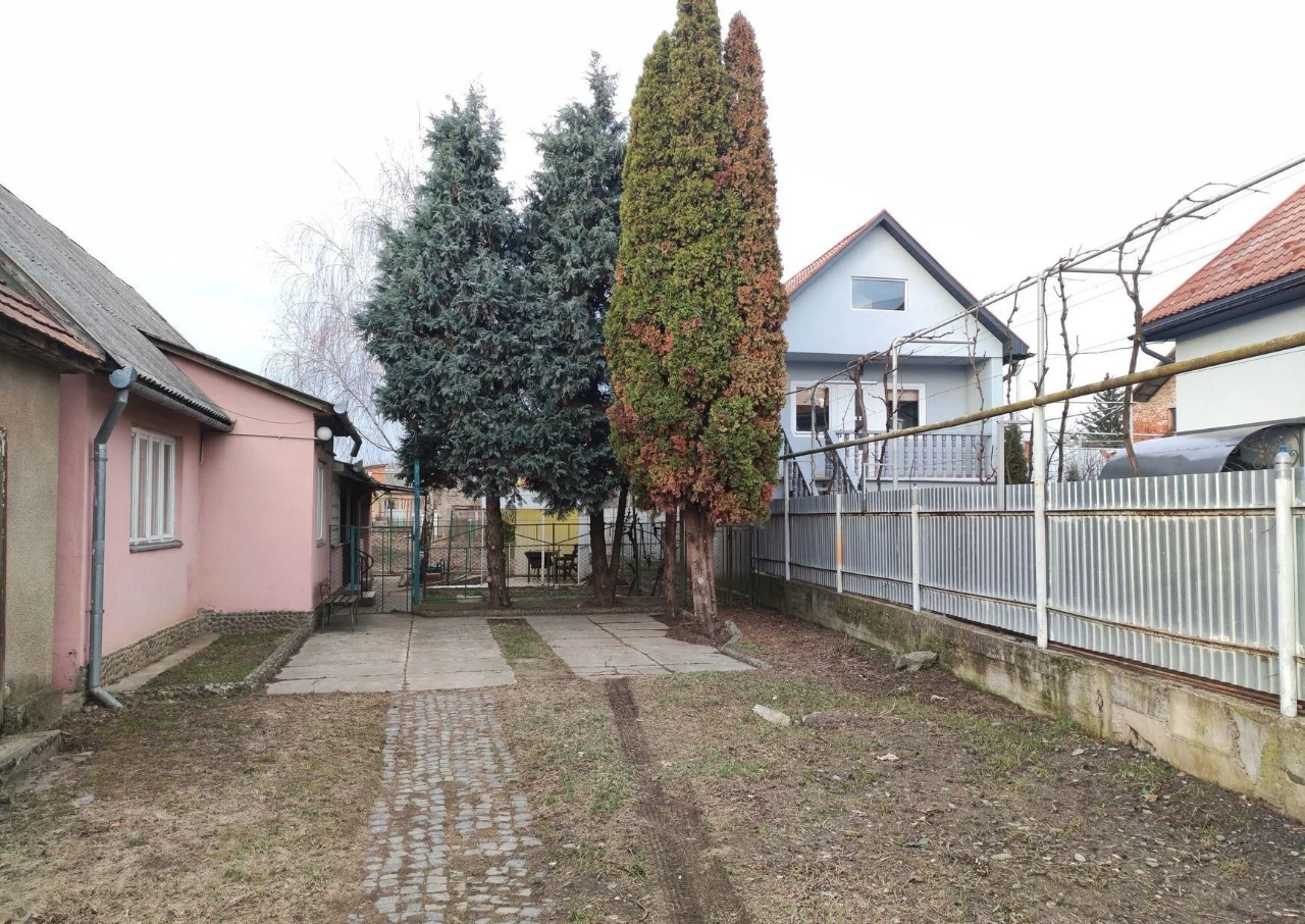 Продається будинок в м.Мукачево