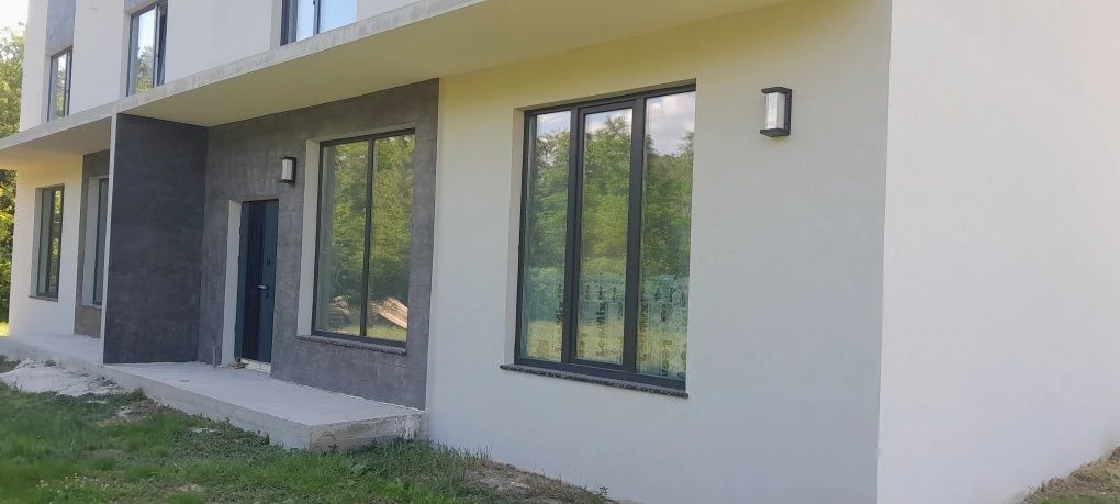 ТЕРМІНОВО!! Продам  Дуплекс.