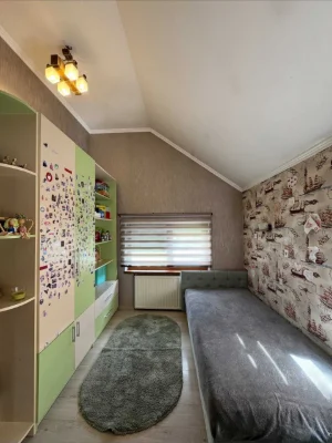 House for sale, enough space for everyone