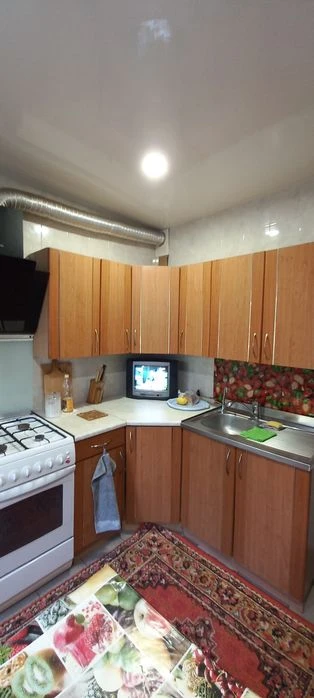 Продам 3 комнатную чешка на Парусе