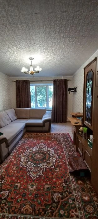 Продам 3 комнатную чешка на Парусе