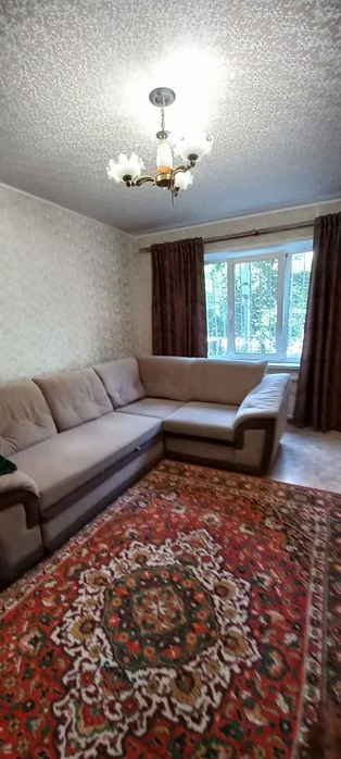 Продам 3 комнатную чешка на Парусе