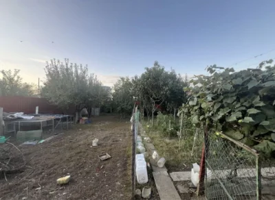 Продаж 2 будинків на Зріні