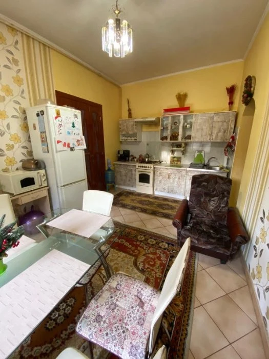 Продаж будинку в центральній частині міста
