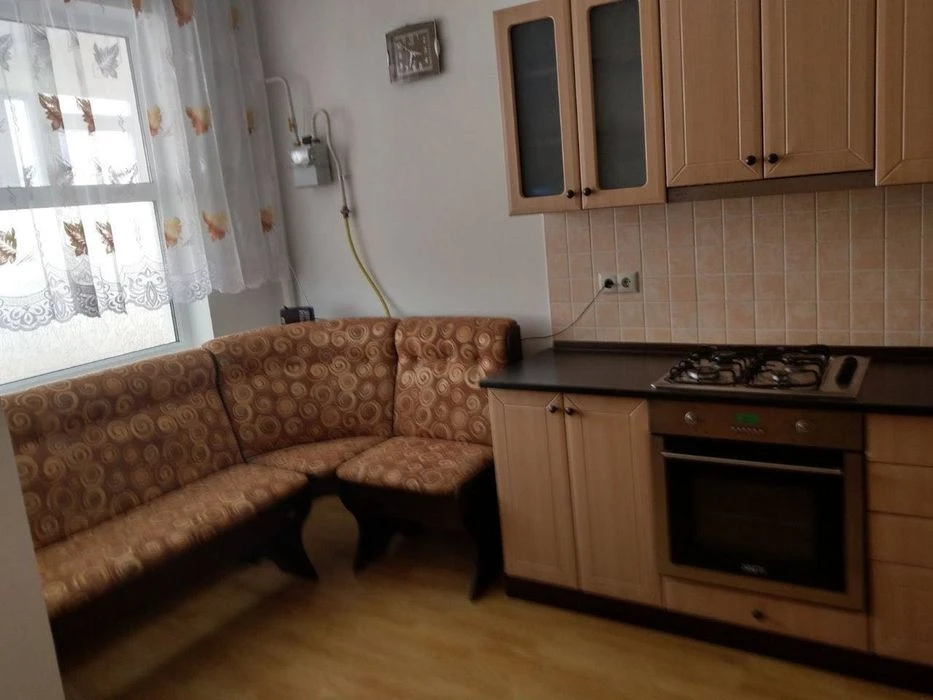 Продаю 1 кім в центрі