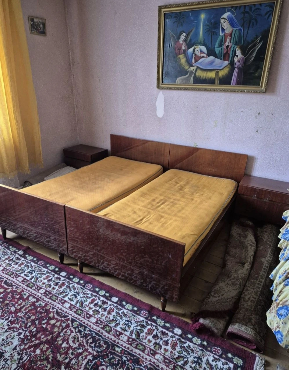 Продаж будинку в тихому місці.