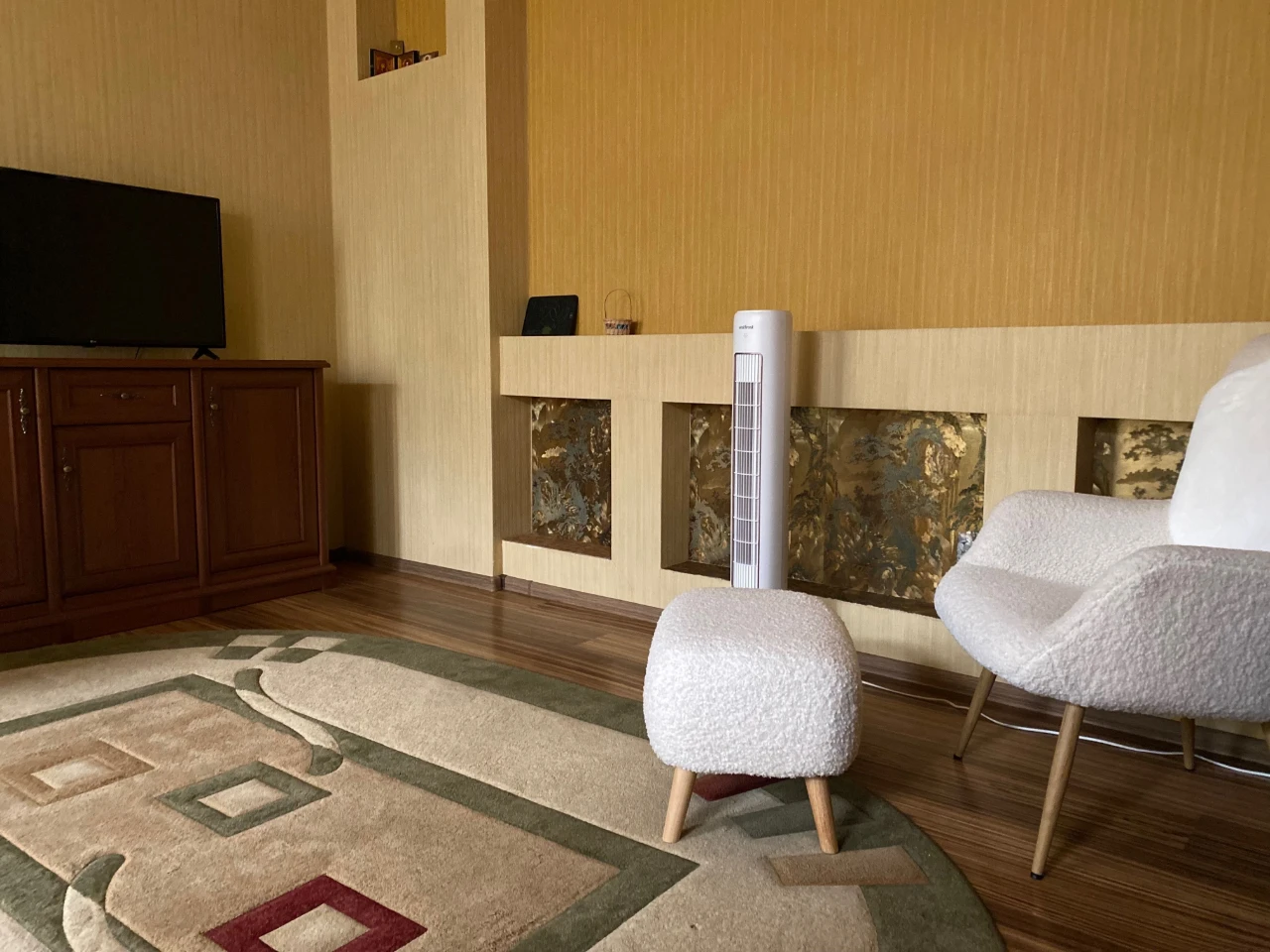 Напівособняк з дизайнерським ремонтом в центрі міста