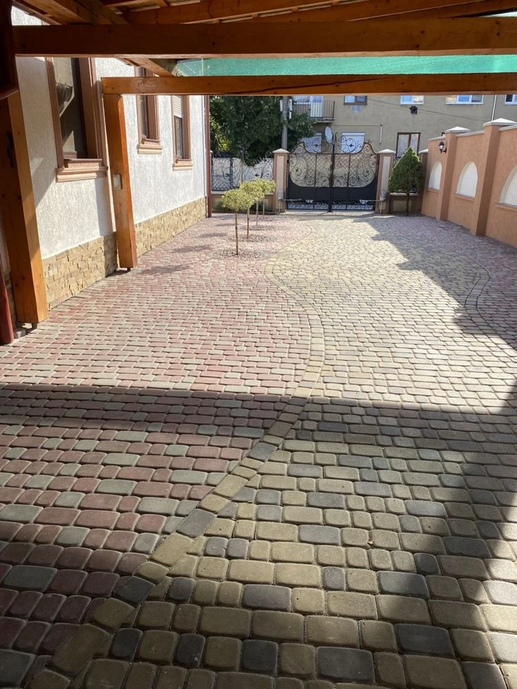 Продається  будинок в самому цетрі Мукачево