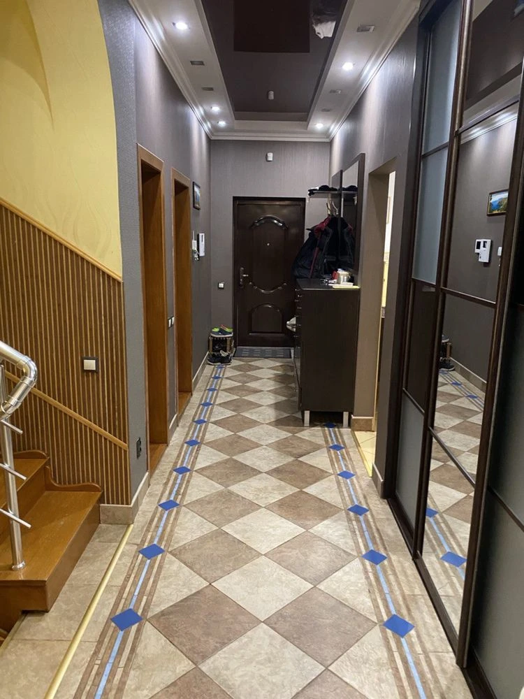 Продається  будинок в самому цетрі Мукачево