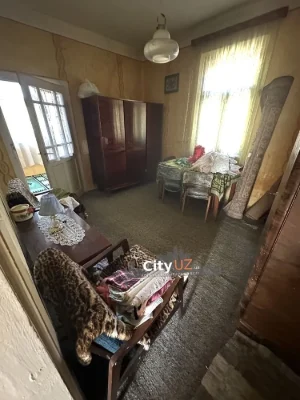 Продається будинок в центрі Перечина