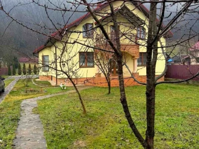 Будинок. Перечин, Богдана Хмельницького вул.