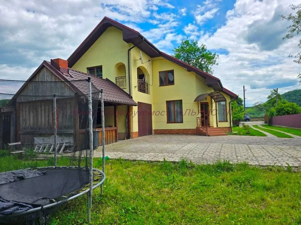 Будинок біля лісу в м.Перечин