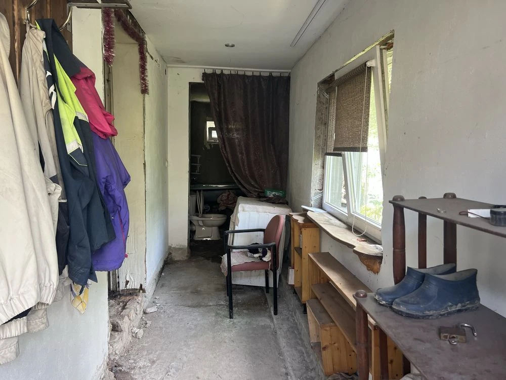 Продається невеличкий будинок в Перечині