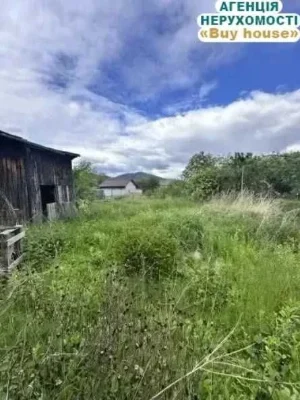 Продаж будинку в Сваляві  300 від центру міста