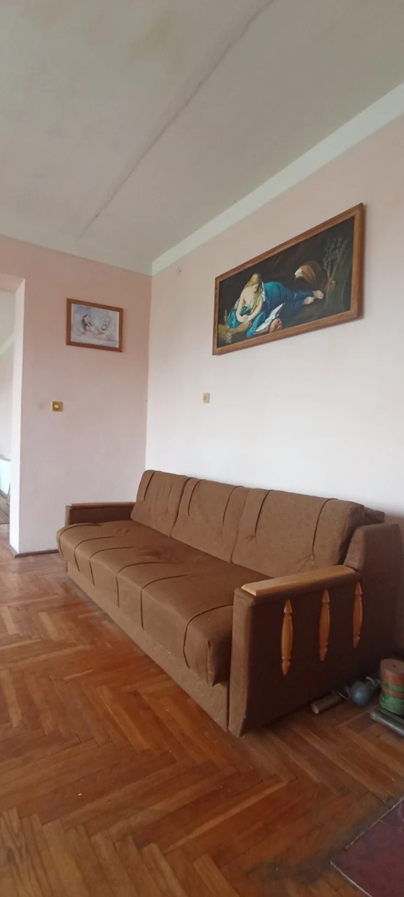 Продам великий  будинок Свалява