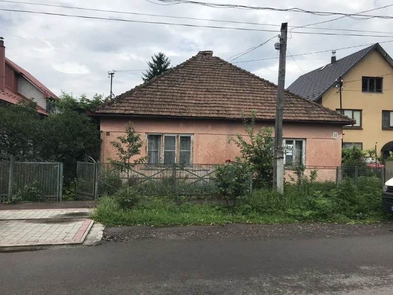 Продам будинок Свалява вул.Визволення