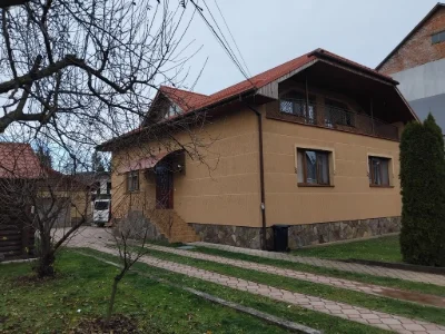 Продаю гарний будинок у затишному місці Свалява Закарпатсько