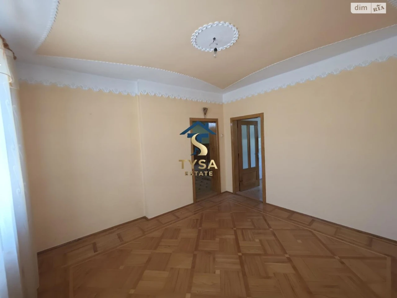 Продаж Дім