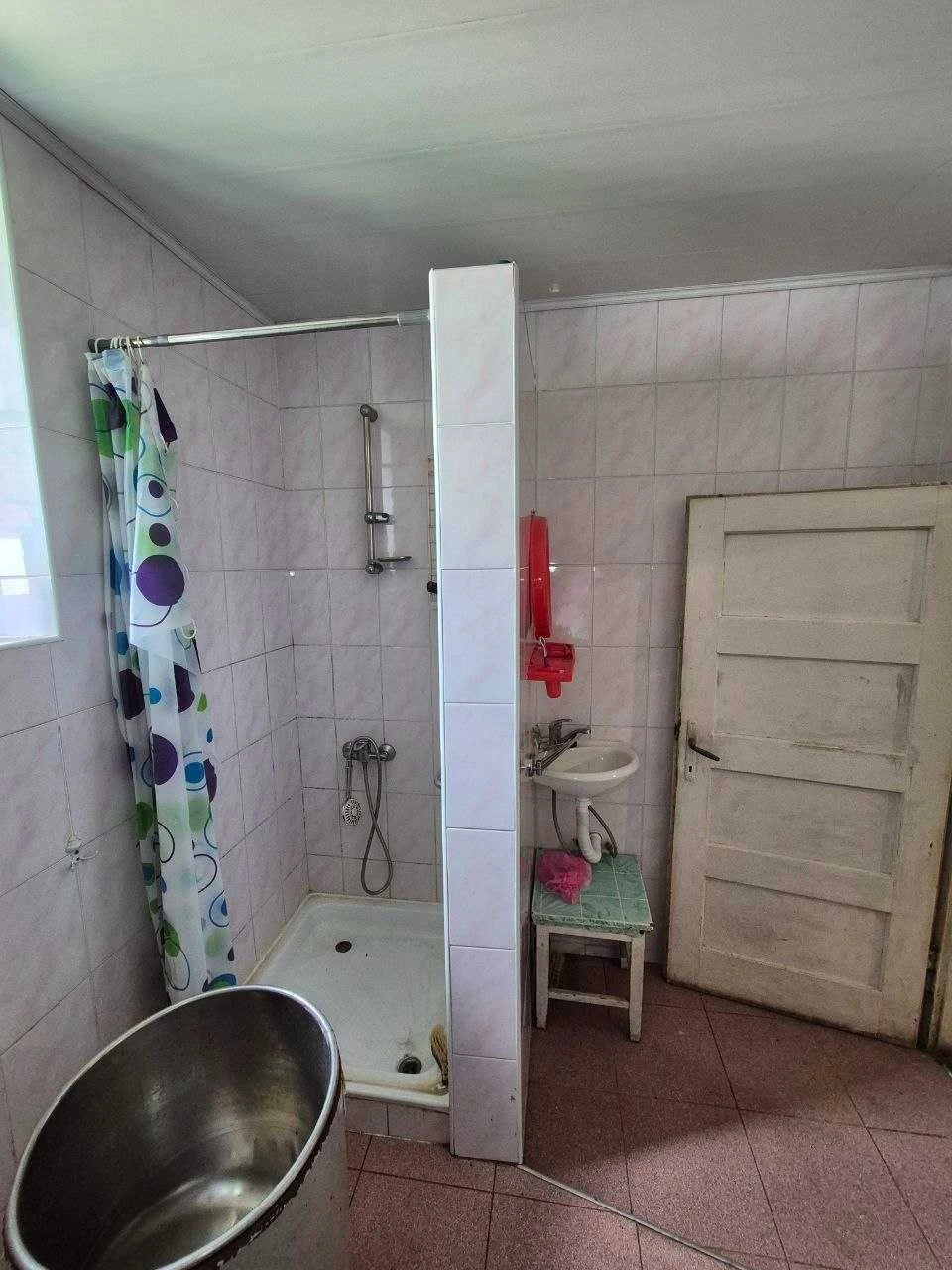 Продаж затишного будинку в м. Тячів — чудова локація та вели