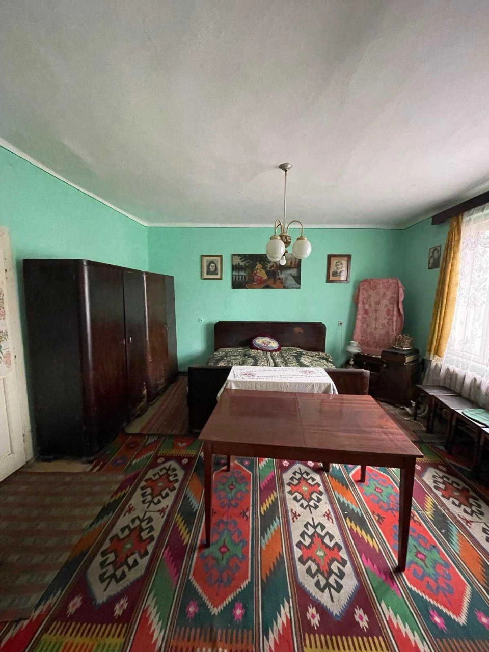 Продається будинок в м. Тячів