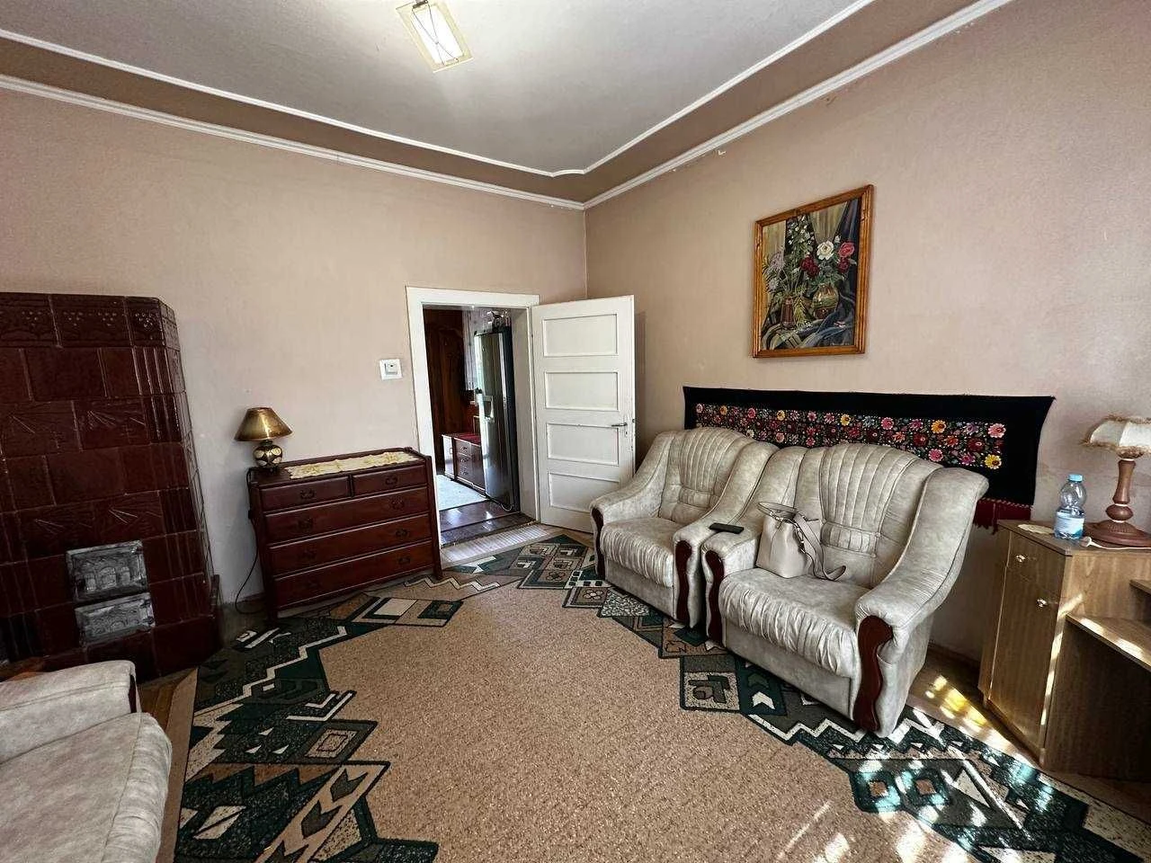 Продається затишний будинок в м. Тячів