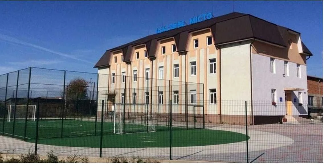 Продаж будинок, дім, котедж м. Тячів біля Барви