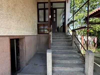 Будинок. Тячів, Борканюка