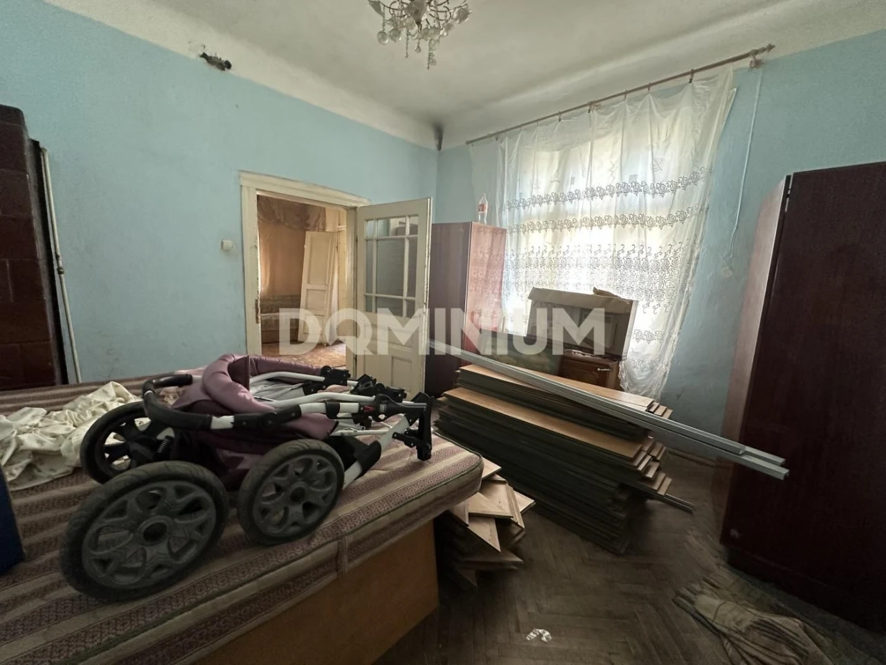 Продається будинок в центрі Тячева