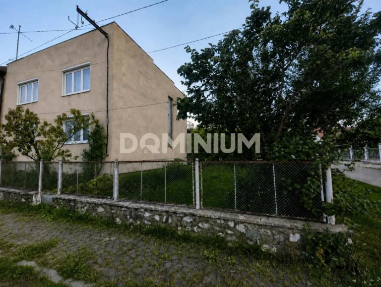 Продаж двоповерхового будинку в м.Тячів