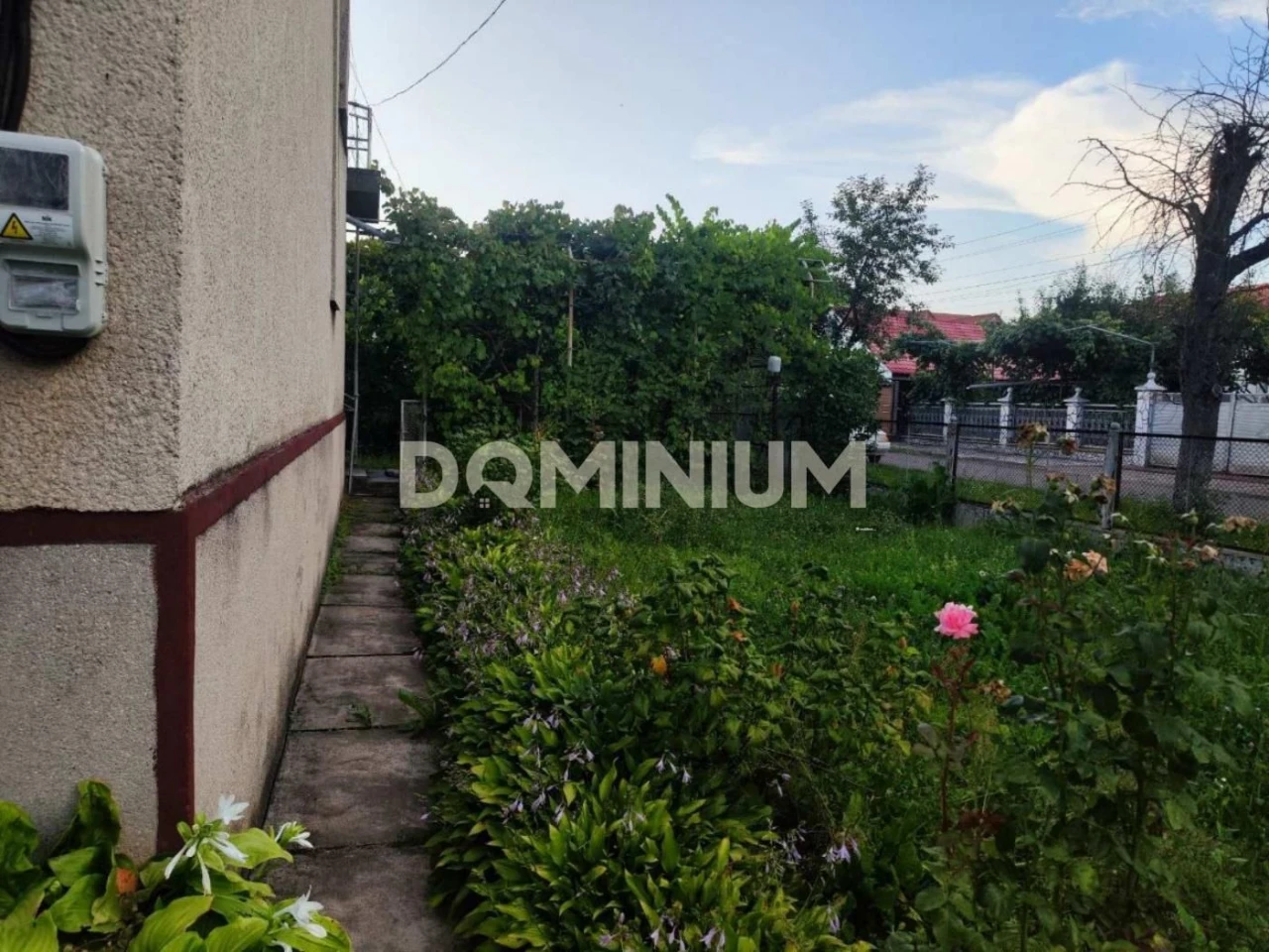 Продаж двоповерхового будинку в м.Тячів