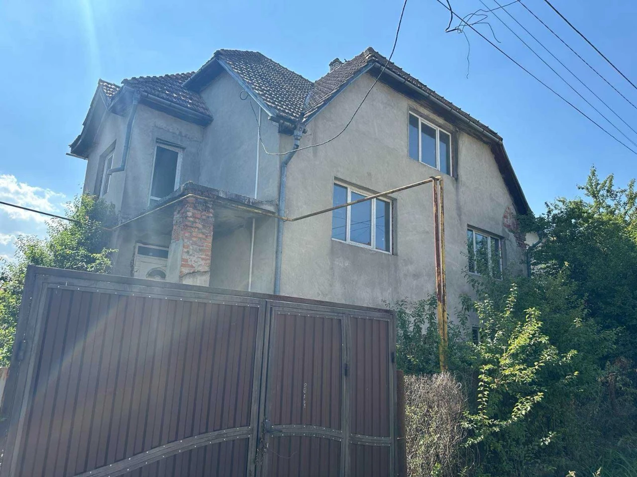 Продається будинок в м. Тячів