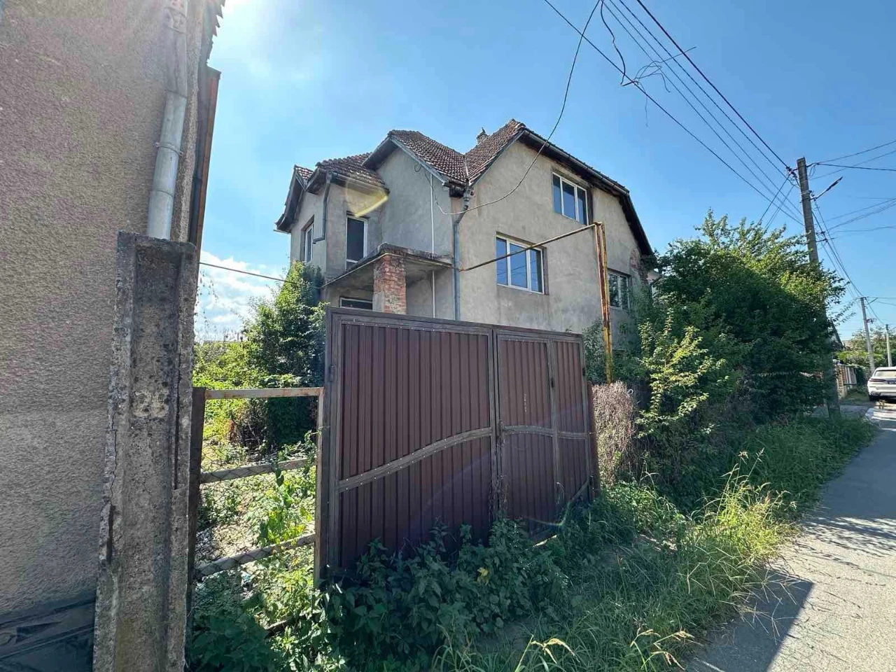 Продається будинок в м. Тячів